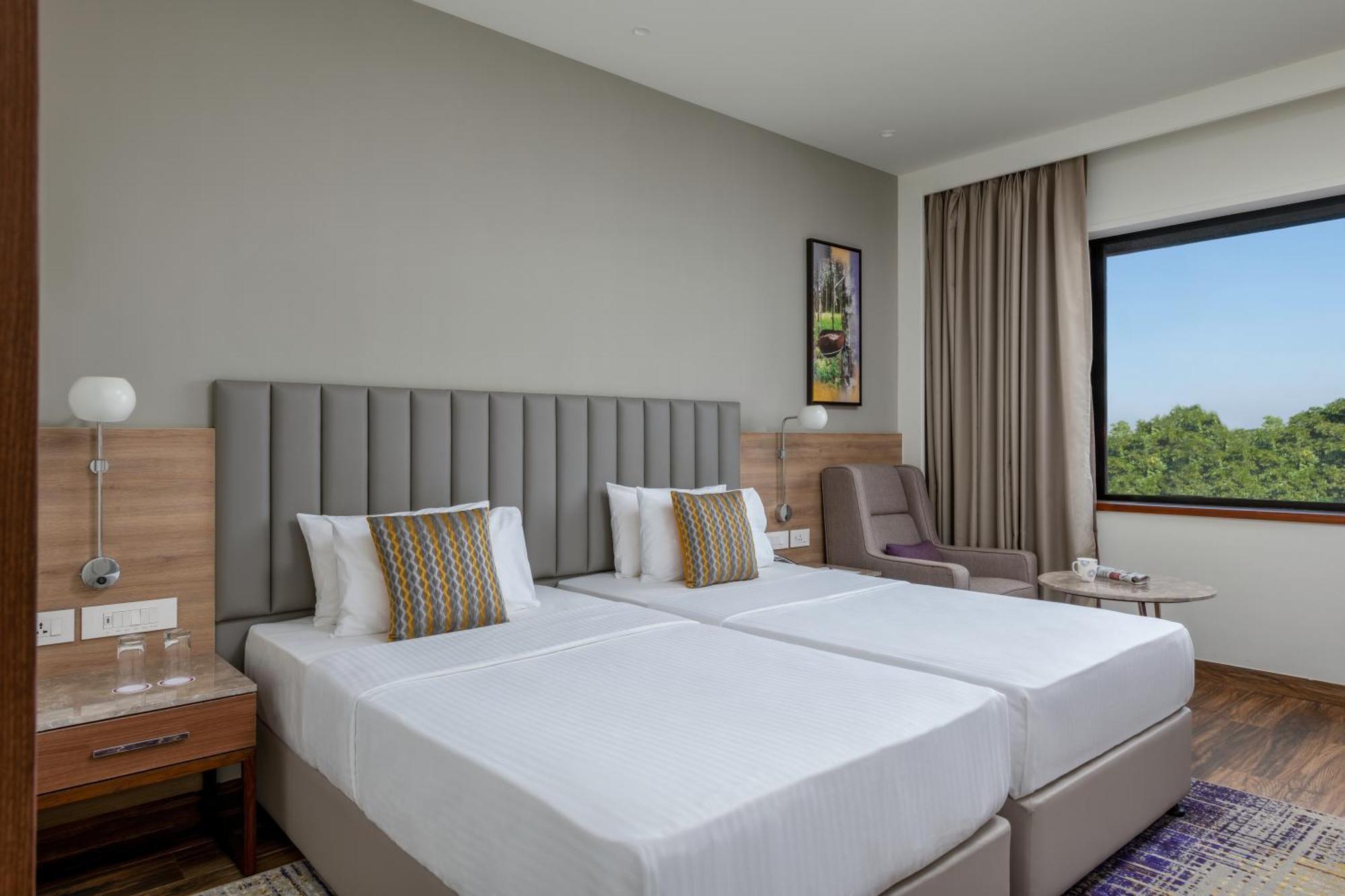 Vivanta Mangalore Oldport Road - Formerly Known As Taj Manjarun Екстериор снимка